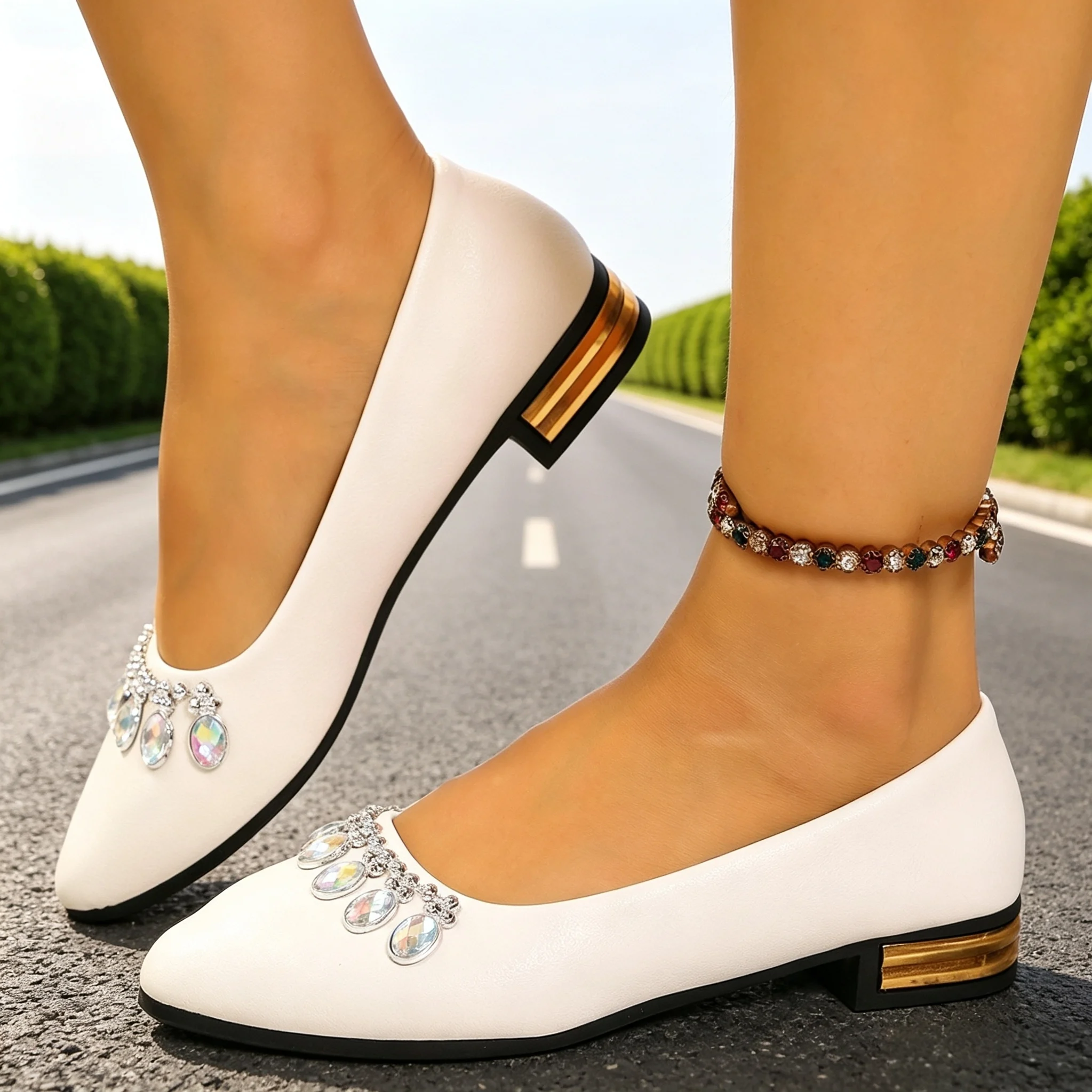 Shoes For Women Flats - รองเท้าส้นแบนสำหรับผู้หญิง หัวแหลม รองเท้าบัลเลต์ ไซส์ใหญ่ รองเท้าผ้าใบส้นแบนคุณภาพสูง แฟชั่น