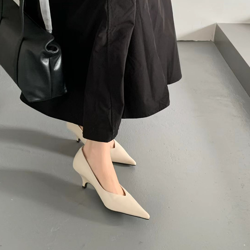 รองเท้าส้นเตี้ยแบบสวม SUOJIALU - Women Shoes Branded บทวิจารณ์และราคา