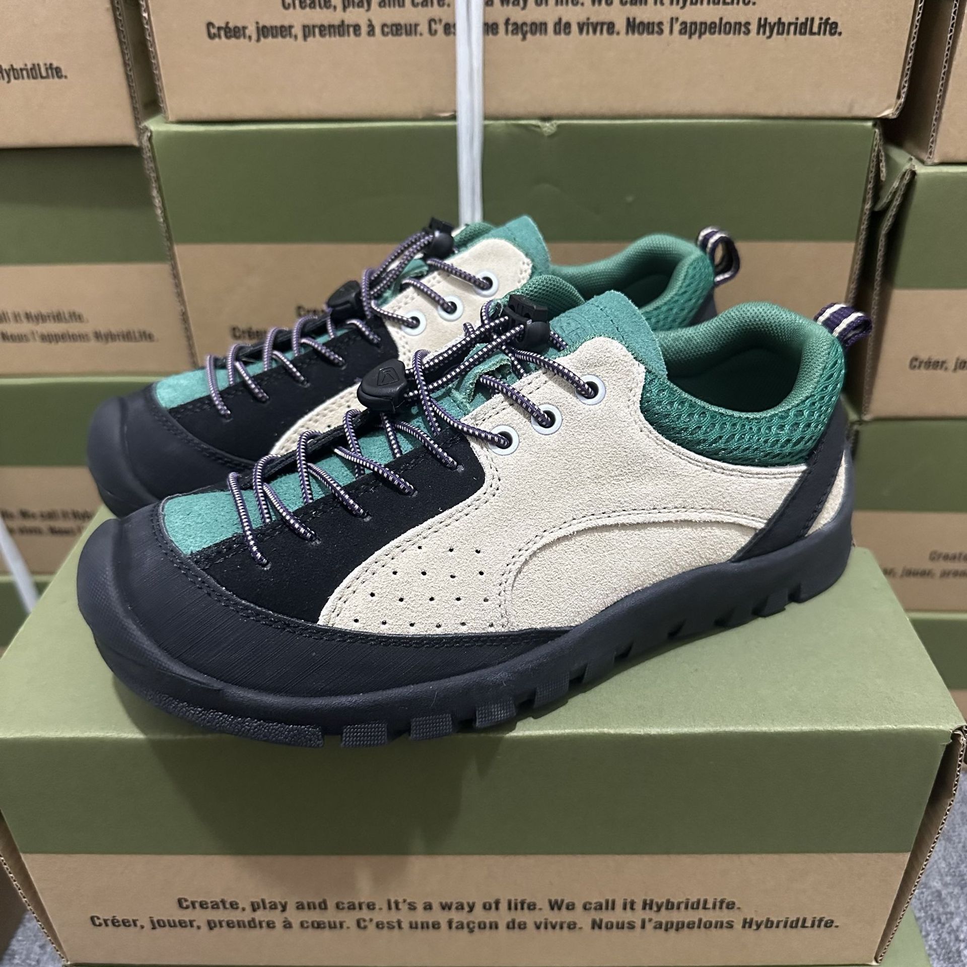 ใหม่รองเท้าเดินป่ากลางแจ้งคู่ร - Women'S Shoes Hey Dude บทวิจารณ์และราคา