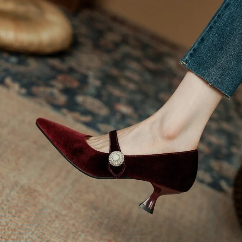 รองเท้าส้นเข็มแบบแมรี่เจนหัวแห - Women Shoes Heels บทวิจารณ์และราคา