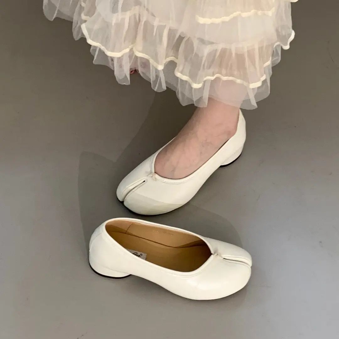 Wings Of KAREN Bra Dash รองเท้ - Shoes For Women Flats บทวิจารณ์และราคา