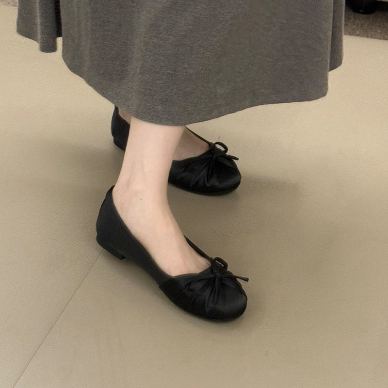 รองเท้าส้นเตี้ยแบบสวมสไตล์หวาน - Women Shoes Heels บทวิจารณ์และราคา