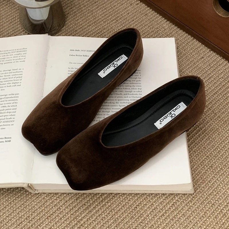 รองเท้าผู้หญิงแบบสวม แมรี่เจน  - Women Shoes Branded บทวิจารณ์และราคา