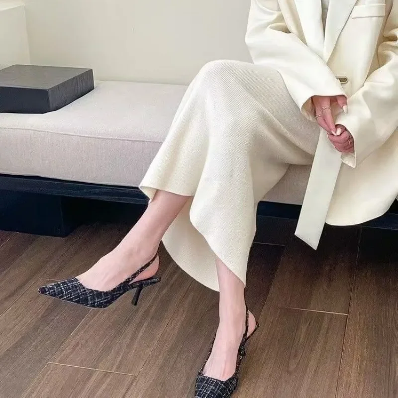 แบรนด์แฟชั่นออกแบบรองเท้าส้นตึ - Women Shoes Branded บทวิจารณ์และราคา