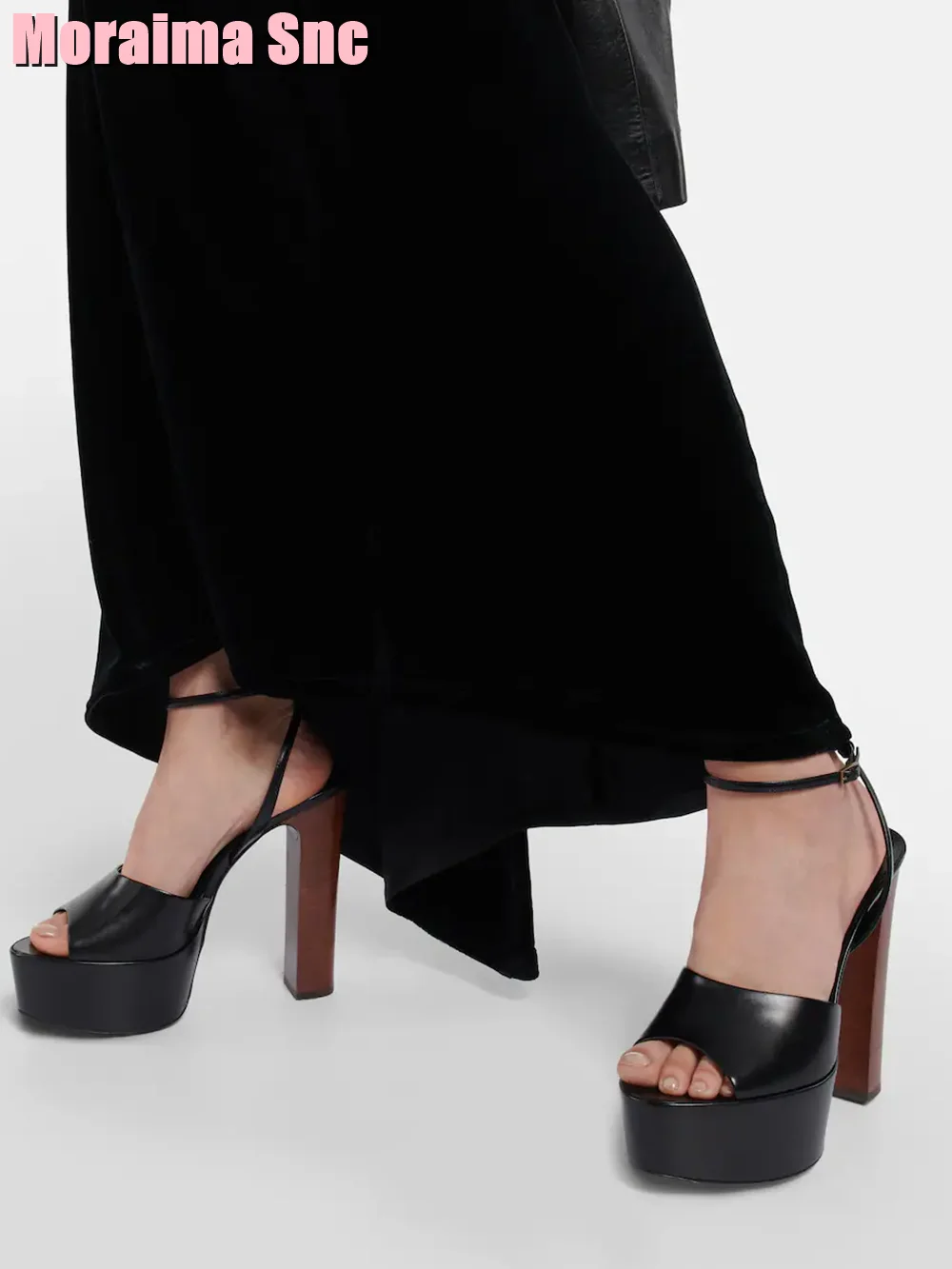 รองเท้าแตะส้นตึกหนังสิทธิบัตรเ - Women Shoes Model บทวิจารณ์และราคา