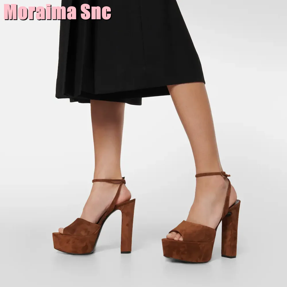 รองเท้าแตะส้นตึกหนังสิทธิบัตรเ - Women Shoes Model บทวิจารณ์และราคา
