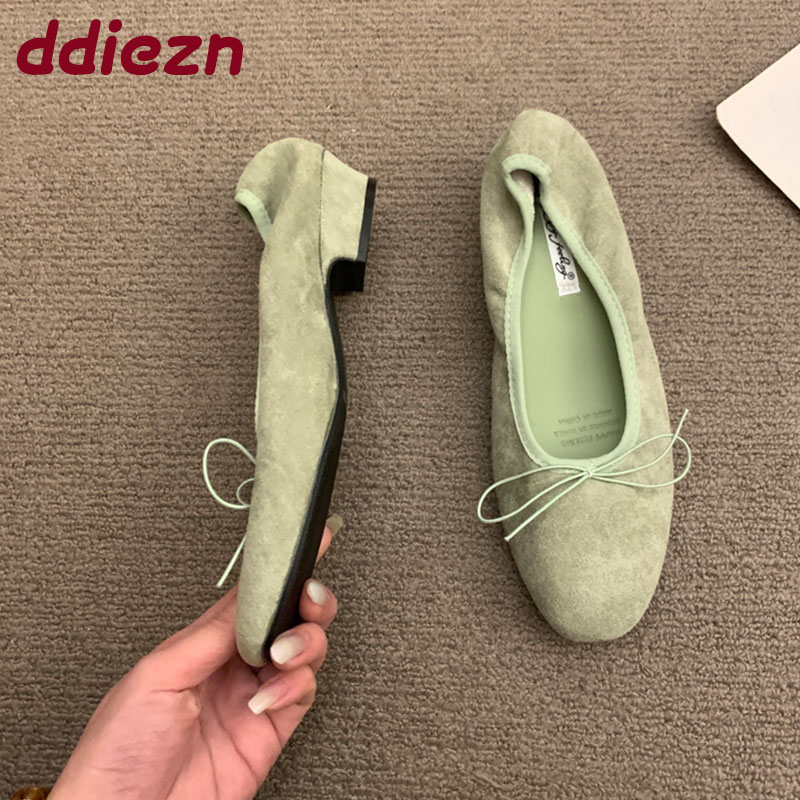 แฟชั่นผีเสื้อสุภาพสตรีลื่นบนรอ - Shoes For Women Flats บทวิจารณ์และราคา