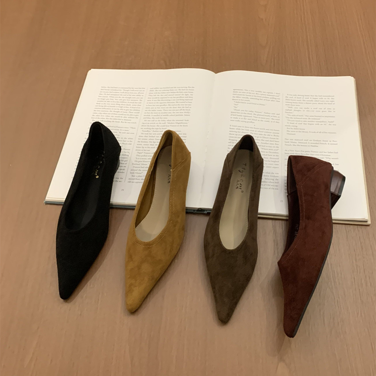 รองเท้าส้นเตี้ยผู้หญิง Bailamo - Women Shoes Branded บทวิจารณ์และราคา