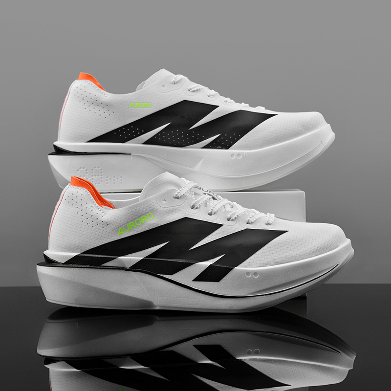 รองเท้าวิ่งผู้ชายคาร์บอนบอร์ดม - Women'S Shoes Hey Dude บทวิจารณ์และราคา